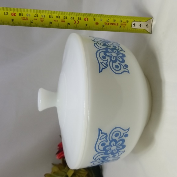 Federal Glass Blue Tulip Casserole Mixing Bowl with Lid - Picture 8 of 16